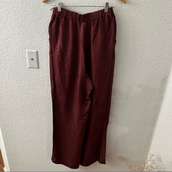 Aritzia Wilfred Wide Leg Silky Pants size 6 - Picture 7 of 10